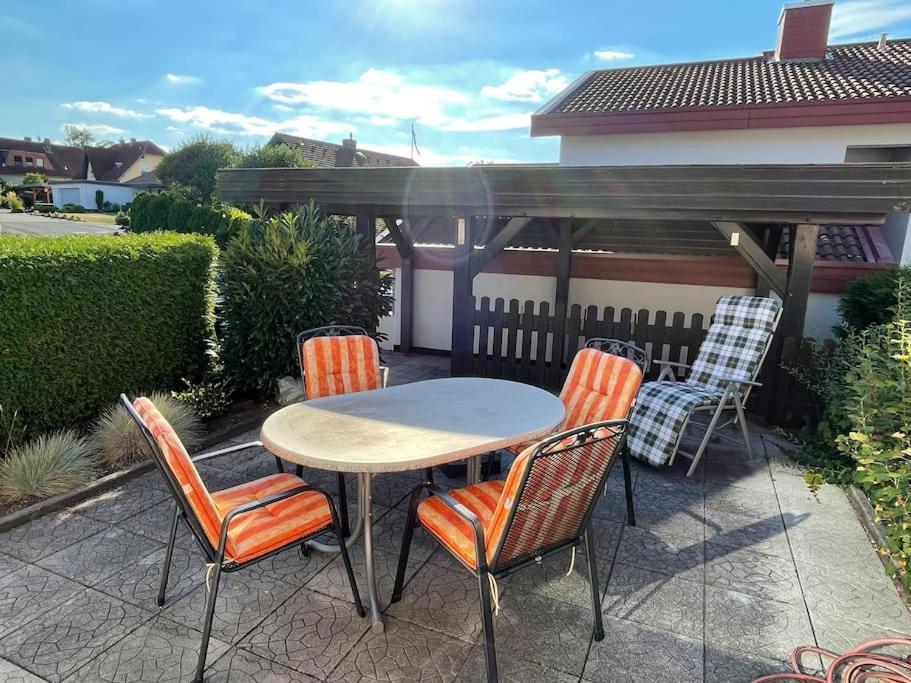 Ferienwohnung Leuchtbergblick Mit Terrasse Und Pkw Stellplatz Eschwege Eksteriør billede