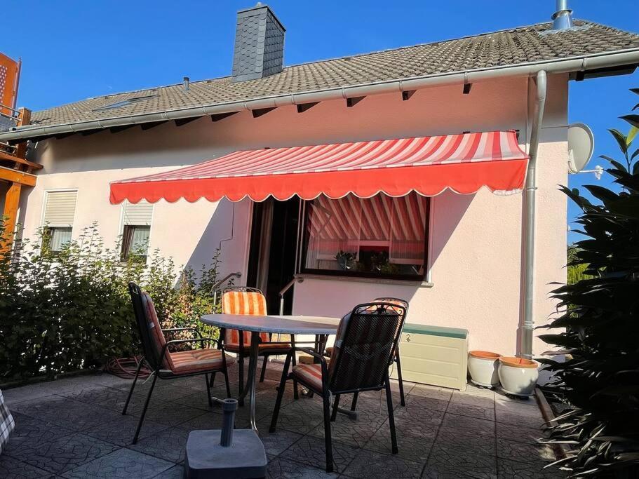 Ferienwohnung Leuchtbergblick Mit Terrasse Und Pkw Stellplatz Eschwege Eksteriør billede